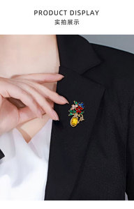 Crystal Rhinestone Flower Vase Brooch Women Luxury Korean Brooch High Quality <b>Collar</b> Corsage Jewelry <b>Pins</b> - Product Image 5