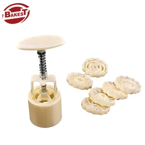 Hot Sale Handpresse Mooncake Maker 1 Kolben 6 Stempel Round Plastic Mooncake Mould Set