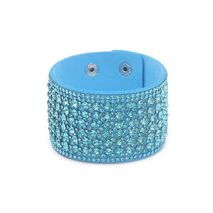 Gelang Fashion Serbaguna Lebar dengan Kancing Jepret, Bertabur Batu Rhinestone Potongan Asscher, Bahan Beludru Gaya Bohemian, Laris Manis Antar Negara - Product Image 6