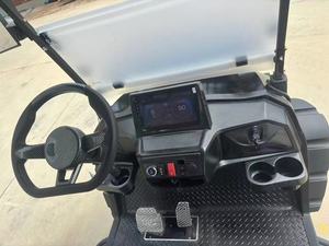 Carrito de Golf Eléctrico de 8 Pasajeros Estilo Club, Asientos Cómodos, Aire Acondicionado, Batería de 48V 100Ah, Velocidad de 30-50km/h, Alcance de 90km, Acero, CE - Product Image 4