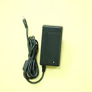 12V DC switching power supply 60W 12V 5A Plug-in adapter power supply for led lighting