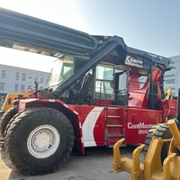 Empileur de conteneurs Kalmar DRS4527-S5 d'occasion de 45 tonnes disponible dès maintenant, avec une garantie d'un an du fabricant d'origine.