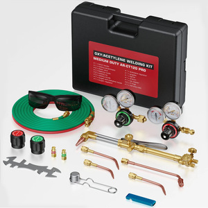 Kit de chalumeau oxyacétylénique avec tuyau et régulateurs, usage moyen, pour la découpe et le soudage - Product Image 1