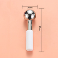 Alat Pijat Wajah Mini Ice Ball untuk Kompres Dingin Mata dan Wajah, Pengencang Wajah, Ion Negatif, Genggam, Bahan Stainless Steel Perak, Perawatan di Rumah