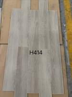 Revêtement SPC à clipser facile à nettoyer, résistant aux rayures, avec couche d'usure de 0,2 0,3 0,5 0,55 0,7 mm et revêtement UV