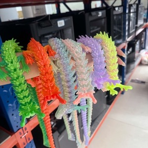 Ornement de dragon 3D MagicCreate, 60 cm, cristal multicolore, respectueux de l'environnement, pour la décoration de la fête du Nouvel An chinois - Product Image 2