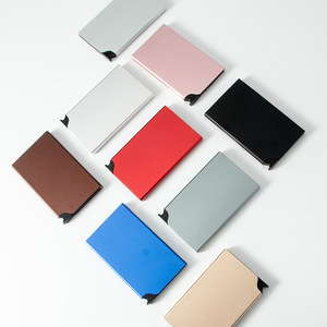 Porte-cartes multifonction pour hommes en aluminium, personnalisable, avec blocage RFID et compatible NFC, tendance, vente en gros - Product Image 6