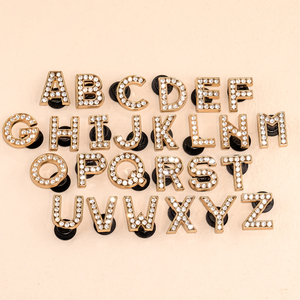 Popular Nova Tendência Alfabeto Metal Encantos Acessório De Luxo Personalizado Metal Aglets Tampo Charme Carta Atacado Animal Sapato Charme Em Massa - Product Image 4