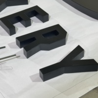 DakeSign Enseigne Murale Commerciale 3D Personnalisée en Acier Inoxydable Noir, Panneaux d'Affichage Élégants Noirs pour la Décoration de Bâtiments