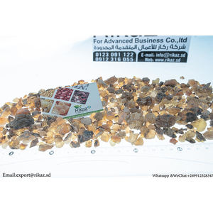 Encens organique Oilbanum Rahad couleur Olibanum normale avec des accessoires d'écorce d'arbre gris produit agricole - Product Image 2