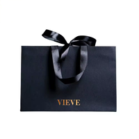 Sacs cadeaux personnalisés en gros avec logo en relief, emballages de boutique en vrac, sacs en papier pour le commerce de détail