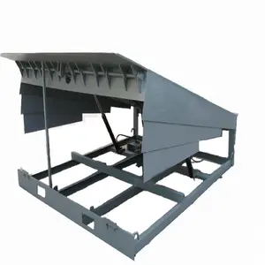 Dock leveler Nhà cung cấp môi hình dạng sân đoạn đường nối 6 t/10t Công suất thủy lực tấn kho Dock leveler/6 tấn kho