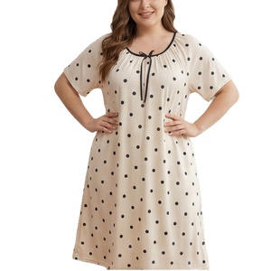 Camisón <span class=keywords><strong>de</strong></span> verano para mujer al por mayor, con estampado <span class=keywords><strong>de</strong></span> lunares, <span class=keywords><strong>de</strong></span> longitud media, <span class=keywords><strong>de</strong></span> seda <span class=keywords><strong>de</strong></span> leche, bata holgada, pijama <span class=keywords><strong>de</strong></span> talla grande para mujer. - Product Image 5