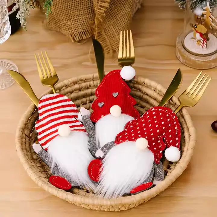 Decorazioni da tavolo di natale decorazioni per la casa cappello Bendy palla di pelo nana Rudolph cartone animato senza volto bambola copertura posate