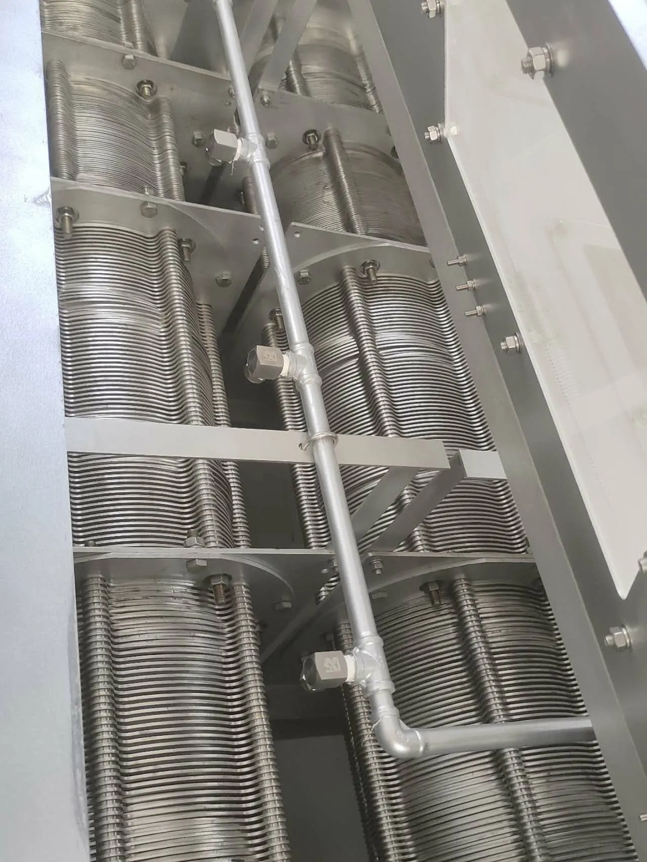 wastewater treatment sludge dewatering screw press mesin press sludge disc sludge press