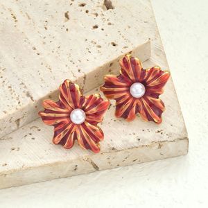 Pendientes <span class=keywords><strong>de</strong></span> <span class=keywords><strong>Acero</strong></span> <span class=keywords><strong>Inoxidable</strong></span> para Mujer, Chapados en Oro, Variedad Simple, Flor Tridimensional, Perla, Piedra Natural - Product Image 3