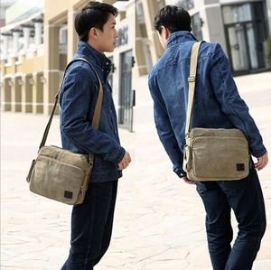Échantillon gratuit Sac messager multifonctionnel en nylon pour homme, sac de sport d'extérieur à bandoulière, sac latéral avec grande capacité - Product Image 3