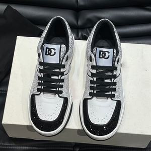 Zapatillas de lujo con diamantes de alta calidad para hombre y mujer, estilo skateboarding, deportivas, para caminar, informales. - Product Image 2