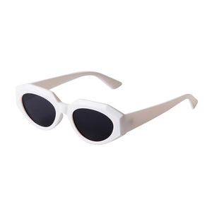 STORY STY77178H 2024 moda tonos ovalados venta al por mayor logotipo personalizado <span class=keywords><strong>gafas</strong></span> de sol Retro pequeño marco Unisex ojo de gato <span class=keywords><strong>gafas</strong></span> de sol UV400 - Product Image 2