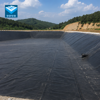 Bassin de sédimentation temporaire pour chantier de construction avec revêtement en HDPE