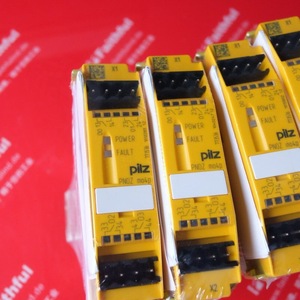 Pilz Pnoz M04P 773536 Safety <b>Relay</b> 5 A 250 V Ac Electromechanical Output - Product Image 3