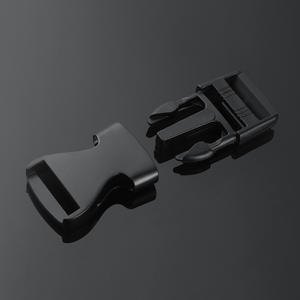 Boucle à double ardillon en métal Jiuyuan noire réglable pour ceinture de sac, collection Printemps 2022 - Product Image 1