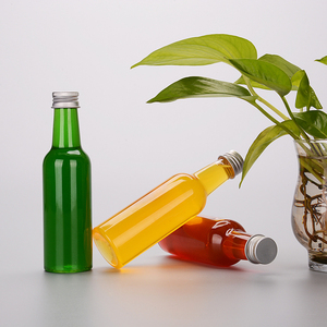 Bouteille de <span class=keywords><strong>liqueur</strong></span> miniature en PET de 150 ml avec bouchon à vis pour whisky, vodka, <span class=keywords><strong>liqueur</strong></span> de fruits, cocktail, jus, emballage de boissons, support OEM, logo personnalisé - Product Image 3