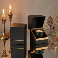 Boîte d'emballage de bougies noire mate de luxe avec bordure dorée, doublure en velours, boîte cadeau rigide personnalisable pour bougies en cire de soja