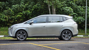 Véhicule électrique haut de gamme GAC <span class=keywords><strong>AION</strong></span> Y PLUS, conduite à droite, autonomie de 550 km, SUV chinois à traction avant - Product Image 2