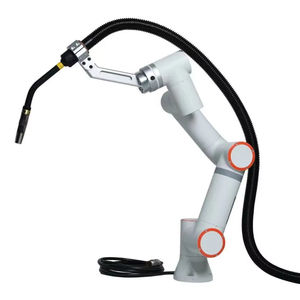 Robot de soudage collaboratif Fanion No-Code pour le soudage automatique de pièces métalliques lourdes - Product Image 1