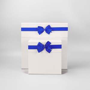Caja de Regalo Cuadrada Plegable con Cuatro Esquinas en Forma de Arco, de Cartón Gris Reciclable, Sin Imanes, Sin Adhesivo de Doble Cara, Sin Plástico, con Protección UV - Product Image 4