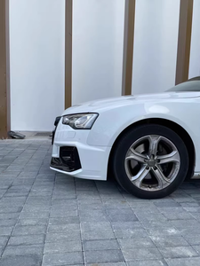 Grille de pare-chocs avant <span class=keywords><strong>noir</strong></span> brillant pour <span class=keywords><strong>Audi</strong></span> A5 Nouvel état RS5 B9 Style Kits de carrosserie Mise à niveau de la conversion en matière plastique - Product Image 5