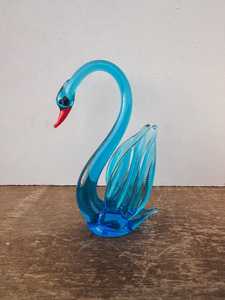 Figurine de cygne en verre soufflé de Murano bleu, artisanale, forme irrégulière, vase de table contemporain, décoration de salon, cadeau d'anniversaire - Product Image 5