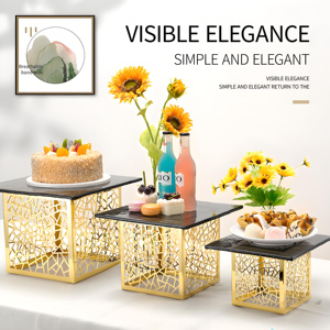 Support à gâteaux en métal YITIAN pour décoration de mariage, table de présentation de desserts, buffet, nourriture, bonbons, nouveau design, support à gâteaux en or à écailles de <span class=keywords><strong>poisson</strong></span> - Product Image 3