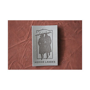 Étiquettes de vêtements en cuir véritable tanné naturellement végétal gaufré à la chaleur Étiquettes de jeans pour vêtements - Product Image 1