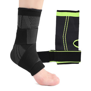 <span class=keywords><strong>Coudière</strong></span> <span class=keywords><strong>de</strong></span> <span class=keywords><strong>protection</strong></span> en plastique respirante avec sangles <span class=keywords><strong>de</strong></span> compression pour la course et le cyclisme, vente en gros - Product Image 1