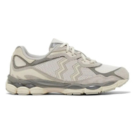 Chaussures de course avec semelle intermédiaire en TPR, lacets et empeigne respirante en tissu à bout fermé