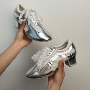 <span class=keywords><strong>Femme</strong></span> adulte professeur chaussures de danse argent brillant chaussures de danse de salon professionnel chaussures de danse de formation latine - Product Image 6