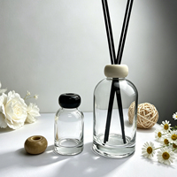 Lot de Bouteilles Diffuseurs à Roseaux en Verre Transparent avec Bouchon en Bois Noir 110ml 500ml 1000ml Finition Mate Dépolie Gravure Acide