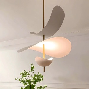โคมไฟแขวนแบบมินิมอลรูปวงรีสีขาว LED E27 โคมไฟระย้าสำหรับห้องนั่งเล่นห้องนอนห้องอ่านหนังสือเคาน์เตอร์บาร์ไฟตกแต่ง - Product Image 1