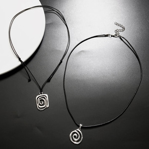 Collar de Cadena de Cuerda con Colgante de Corazón en Espiral Vintage, Joyería Boho con Pentagrama, Unisex, para Regalo - Product Image 6