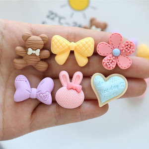Amour mignon bricolage <span class=keywords><strong>fait</strong></span> <span class=keywords><strong>maison</strong></span> étui de téléphone portable réfrigérateur autocollant broche accessoires Sud 9 perles breloques en résine plastique - Product Image 3