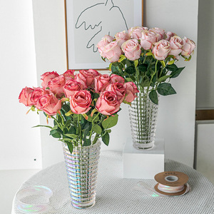 ดอกกุหลาบประดิษฐ์ Kch สีชมพูขาว ช่อดอกไม้ตกแต่งภายใน แจกันจัดดอกไม้ - Product Image 4