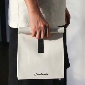 Bolsa de Papel de Lujo con Impresión Personalizada, Precio al por Mayor, Novedad 2024, Embalaje de Regalo con Adhesivo de Doble Cara - Product Image 5