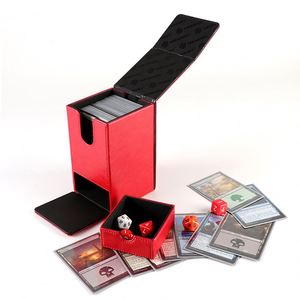 Caja de Cartas de Piel Sintética Roja con Bandeja para Dados, Almacenamiento Portátil para Cartas Coleccionables y Dados, Organizador de Juegos de Mesa de Estrategia - Product Image 1