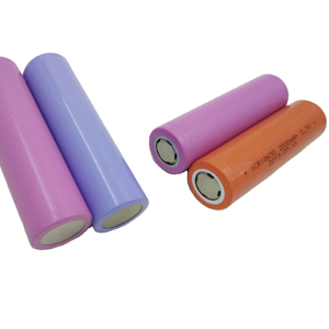 18650 <span class=keywords><strong>3</strong></span>.7V lityum iyon batarya 2000mAh silindirik şarj edilebilir pil 18650 lityum iyon batarya için oyuncaklar ve elecdric cihazları - Product Image 1