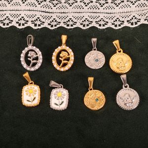 Colgante de Acero Inoxidable Chapado en Oro de 18k, Resistente al Deslustre, con Diseño de Maleta de Viaje, Avión, Rosa, Música, Coral y Jirafa, para Joyería DIY, Venta al por Mayor - Product Image 3