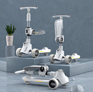 سكوتر أطفال قابل للتعديل ورخيص الثمن، سكوتر قابل للإزالة بثلاث عجلات بولي يوريثين مع إضاءة LED، وزن 2 كجم للأطفال - Product Image 1