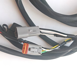 6-poliger Carling-Schalter mit 30A Sicherung, 1,8m Schwerlast-Kabelkonfektion mit schwarzer Netzummantelung - Product Image 3