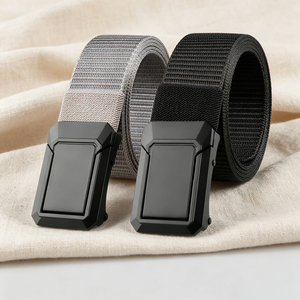 Cinturón Reversible con Hebilla de Cierre Automático de 30 mm, Estilo Casual, Cinta de Nailon Negra y Gris con Hebilla de Plástico Fundido a Presión - Product Image 1